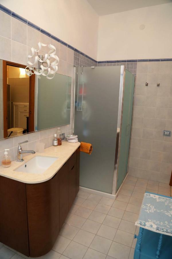 דירות קאלאסטה Luxury Apt מראה חיצוני תמונה