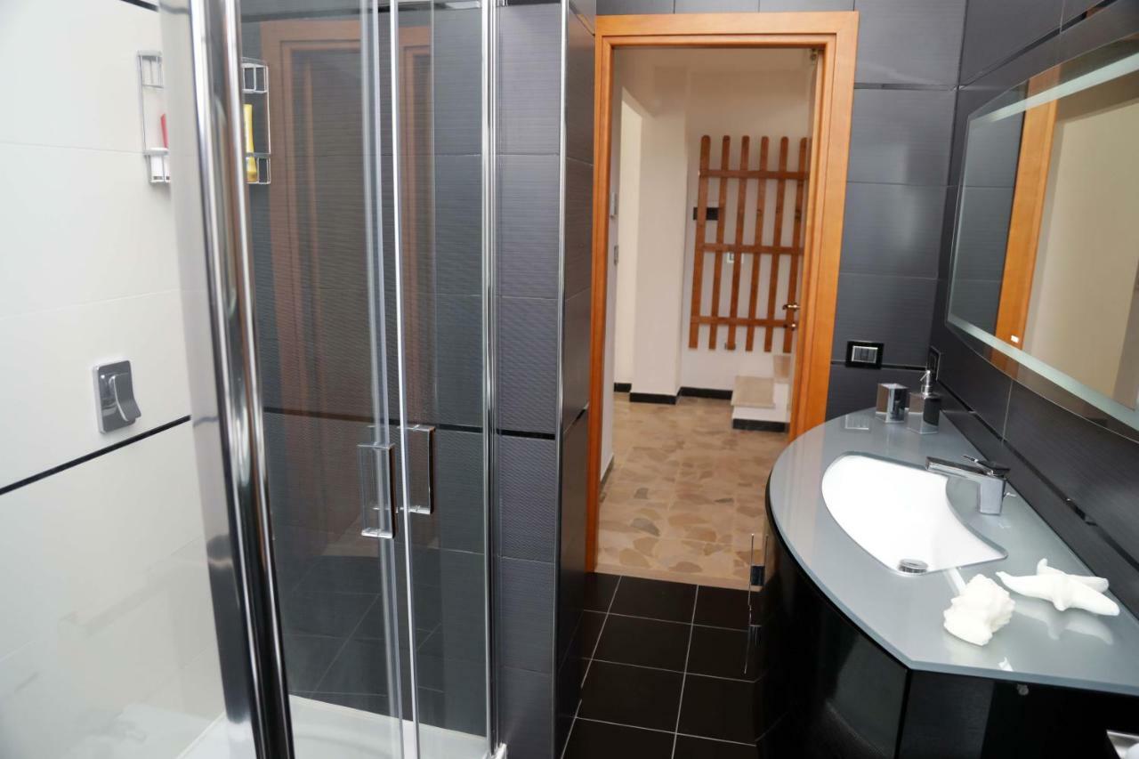 דירות קאלאסטה Luxury Apt מראה חיצוני תמונה