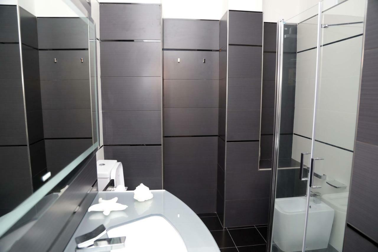 דירות קאלאסטה Luxury Apt מראה חיצוני תמונה